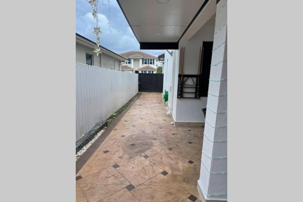 Villa Yenya Miami Exteriör bild