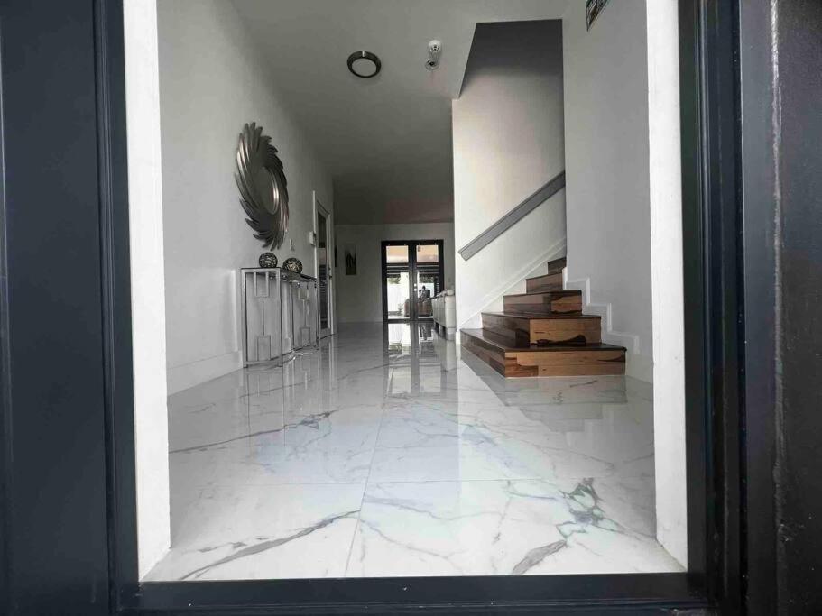 Villa Yenya Miami Exteriör bild